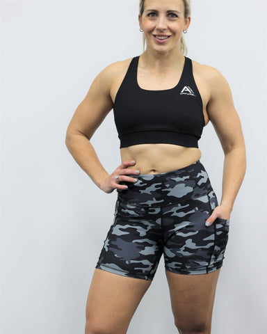 Ladies camo shorts with pockets